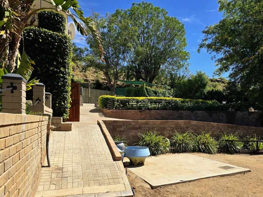 Commercial Property for Sale in Rooikopeiland Northern Cape